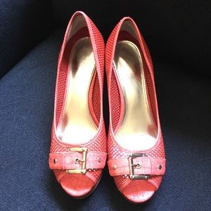 Women’s peep toe heels